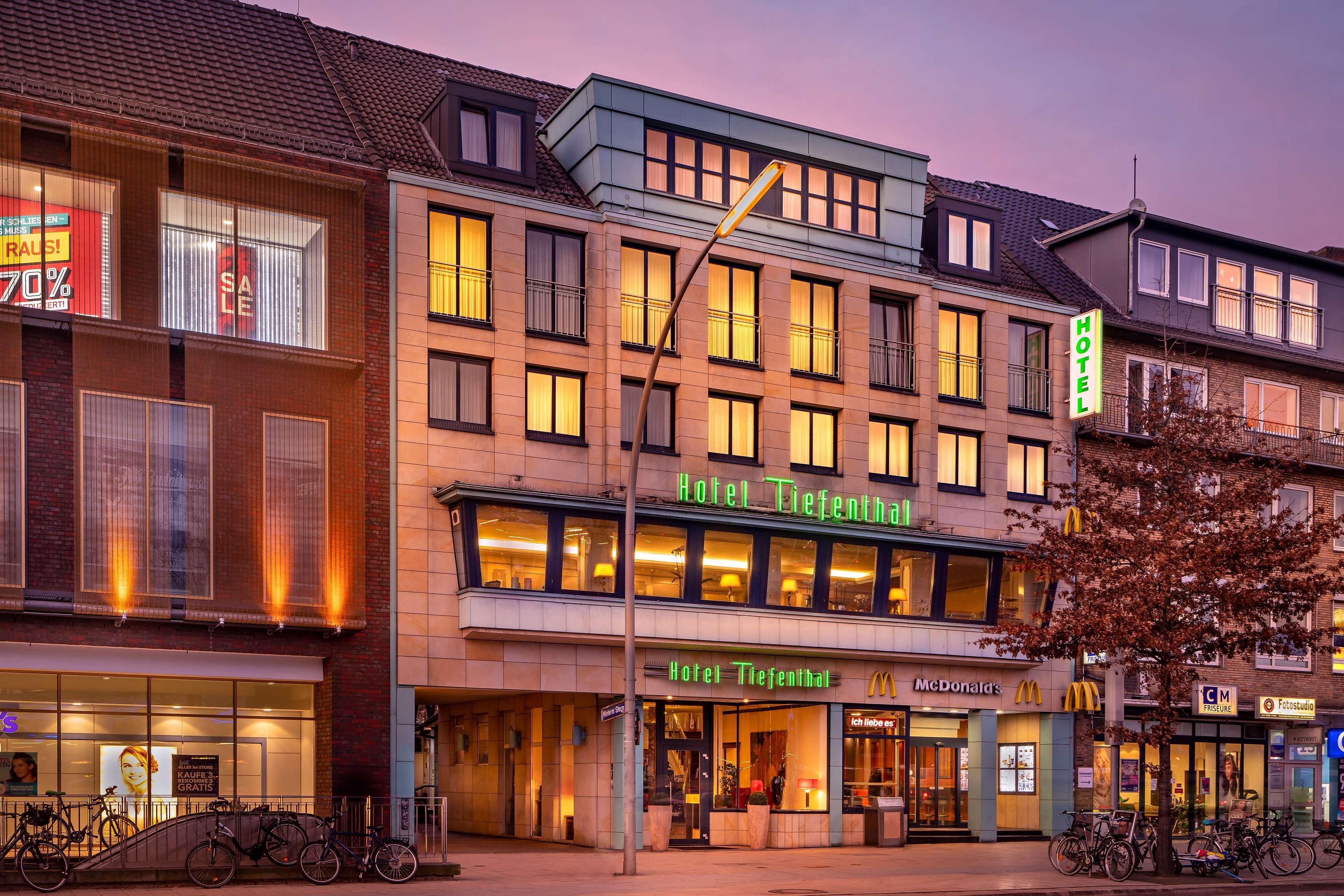Select Hotel Tiefenthal Hamburg Bagian luar foto