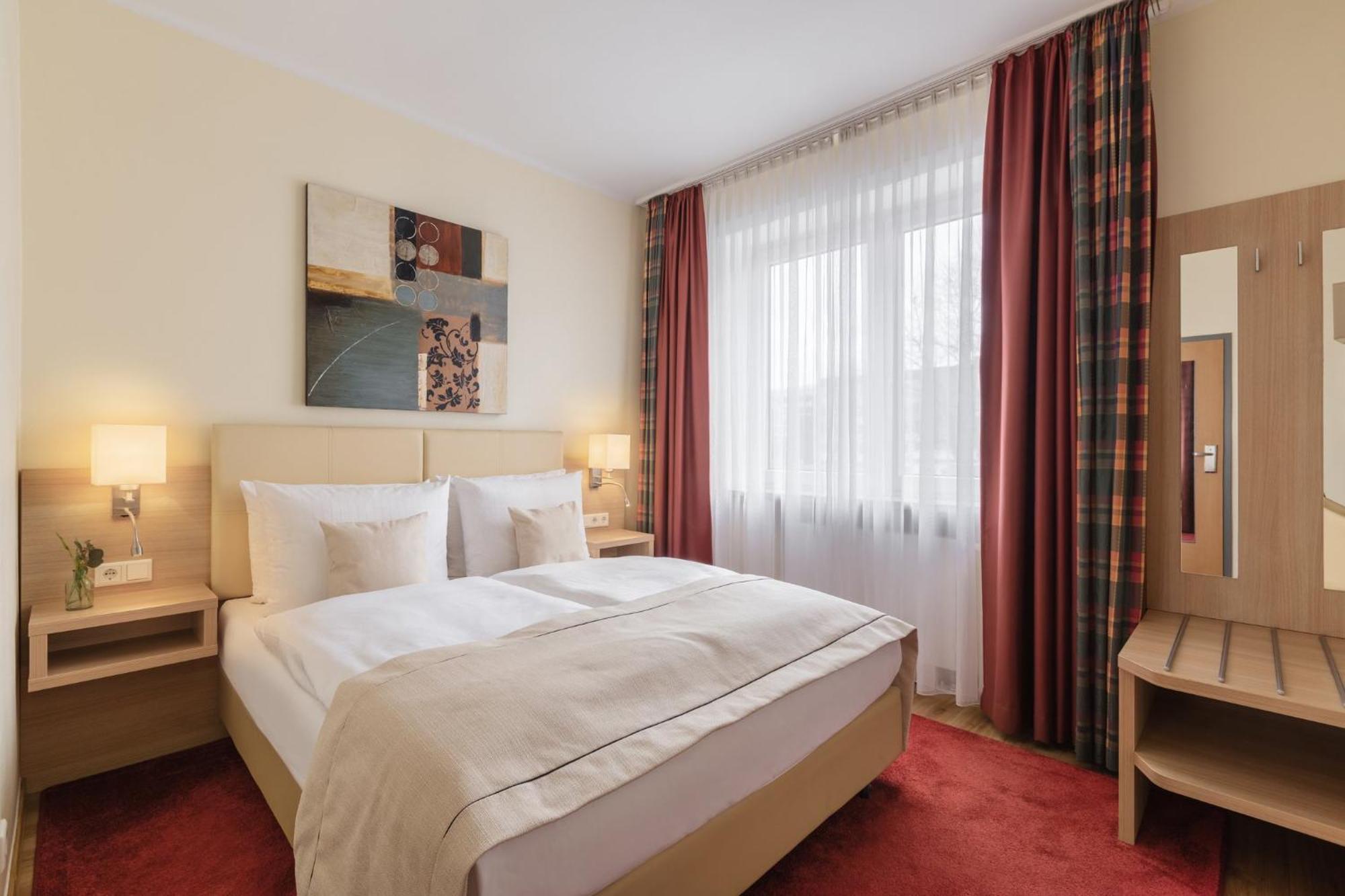 Garner Hotel Hamburg - Wandsbek Marktplatz Bagian luar foto