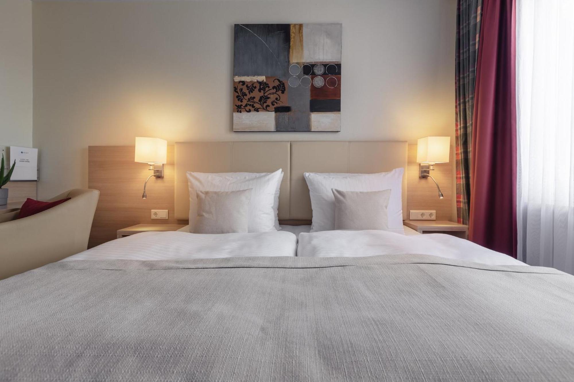 Garner Hotel Hamburg - Wandsbek Marktplatz Bagian luar foto