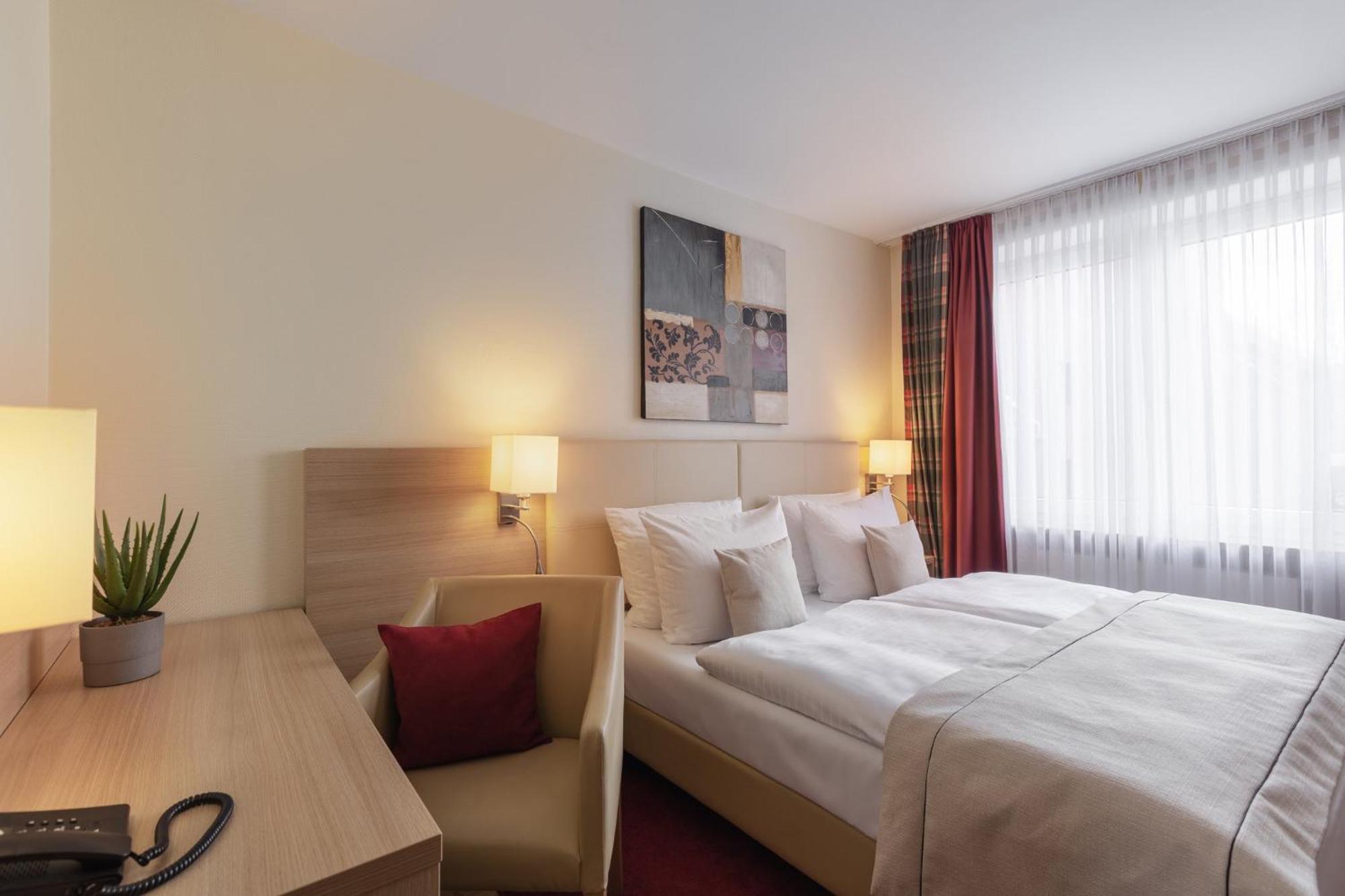 Garner Hotel Hamburg - Wandsbek Marktplatz Bagian luar foto